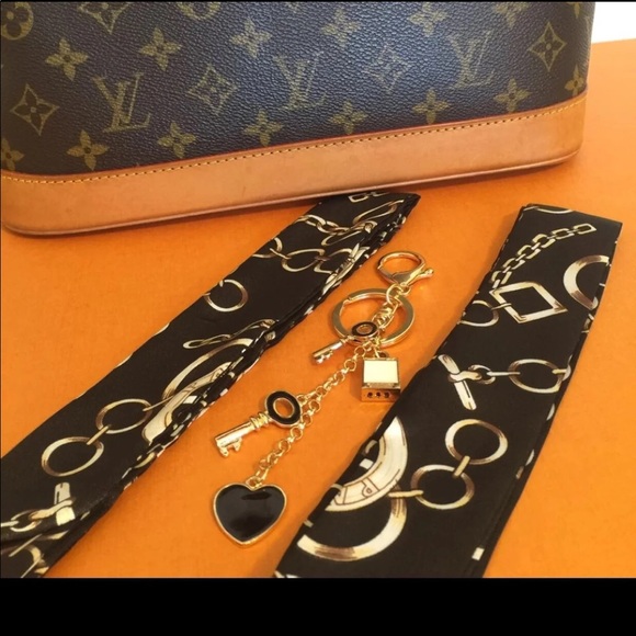 Handbags - ❤️❤️Skinny twilly+multi color purse charm❤️